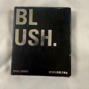 NEW Kylie Jenner Blush Baddie‎ On The Block Pressed Powder